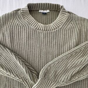American Eagle sweater